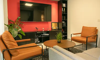 Avia Office